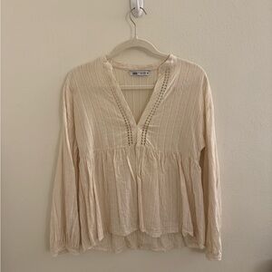 Zara Women's Cream and Pink V-Neck Blouse in Size XS